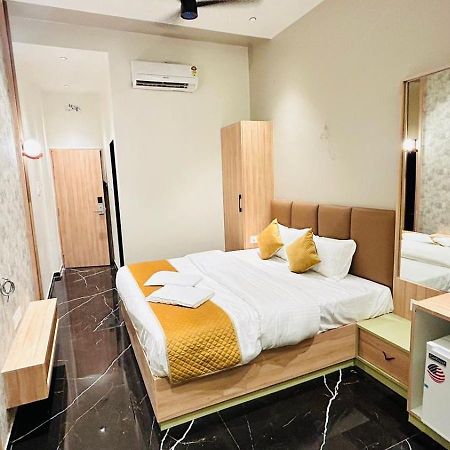 River An Sky Resort Wadhiware 外观 照片